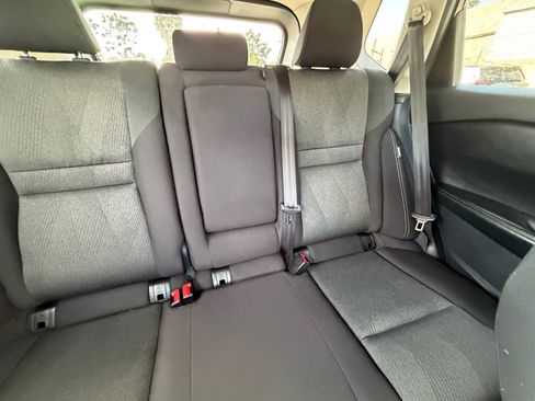Used 2025 Nissan Rogue SV FWD image 39