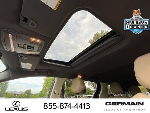 Used 2023 Toyota Sienna XLE FWD image 20