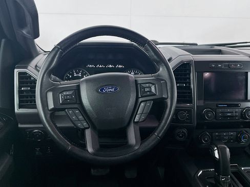Used 2019 Ford F150 XLT w/ Equipment Group 302A Luxury AWD/4WD image 17