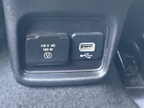 Used 2020 Jeep Compass Limited AWD/4WD image 34