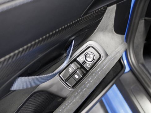 Certified 2025 Porsche 718 Cayman GT4 RS w/ Weissach Package image 22