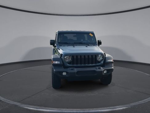 Used 2024 Jeep Wrangler Unlimited Sport AWD/4WD image 3