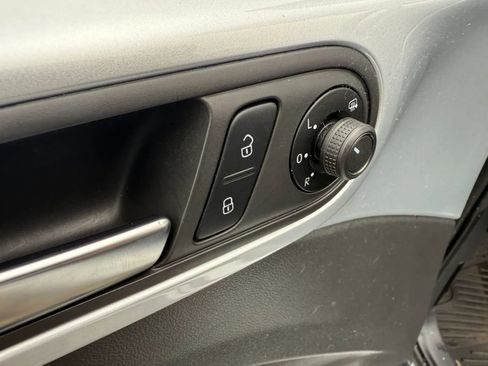 Used 2015 Volkswagen Beetle 1.8T image 17