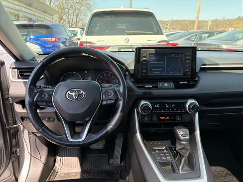 Used 2019 Toyota RAV4 XLE Premium w/ Cold Weather Package AWD/4WD image 24
