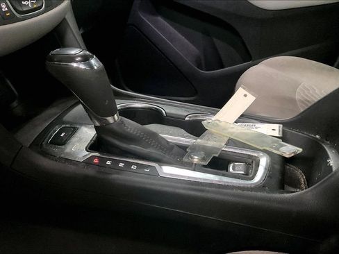 Used 2020 Chevrolet Equinox LS w/ LS Convenience Package image 20