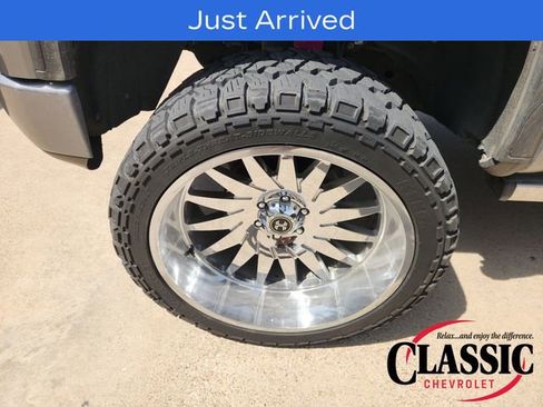Used 2022 GMC Sierra 1500 Denali w/ Denali Premium Package AWD/4WD image 21