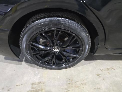 Used 2021 Toyota Camry SE image 25