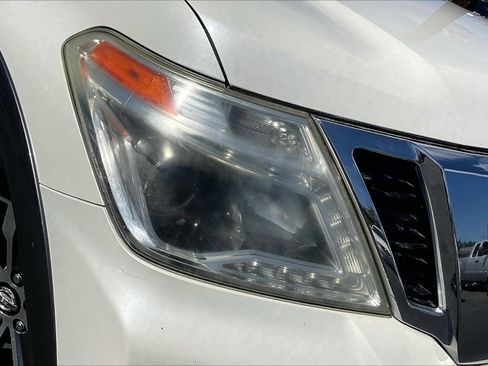 Used 2017 Nissan Armada SL image 30