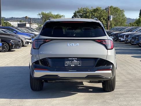 New 2026 Kia Sportage SX FWD image 5