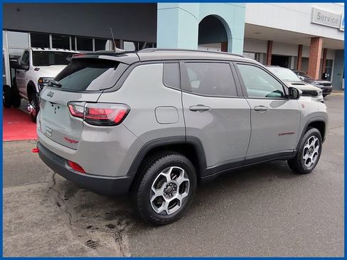 Used 2022 Jeep Compass Trailhawk w/ Trailhawk Elite Group image 7