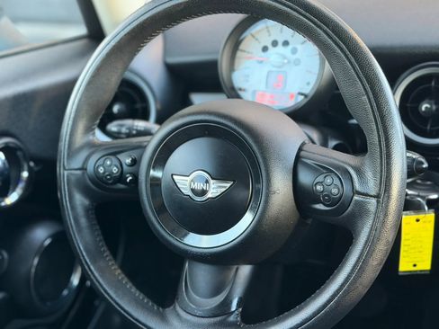 Used 2012 MINI Cooper Hardtop w/ Cold Weather Pkg FWD image 20