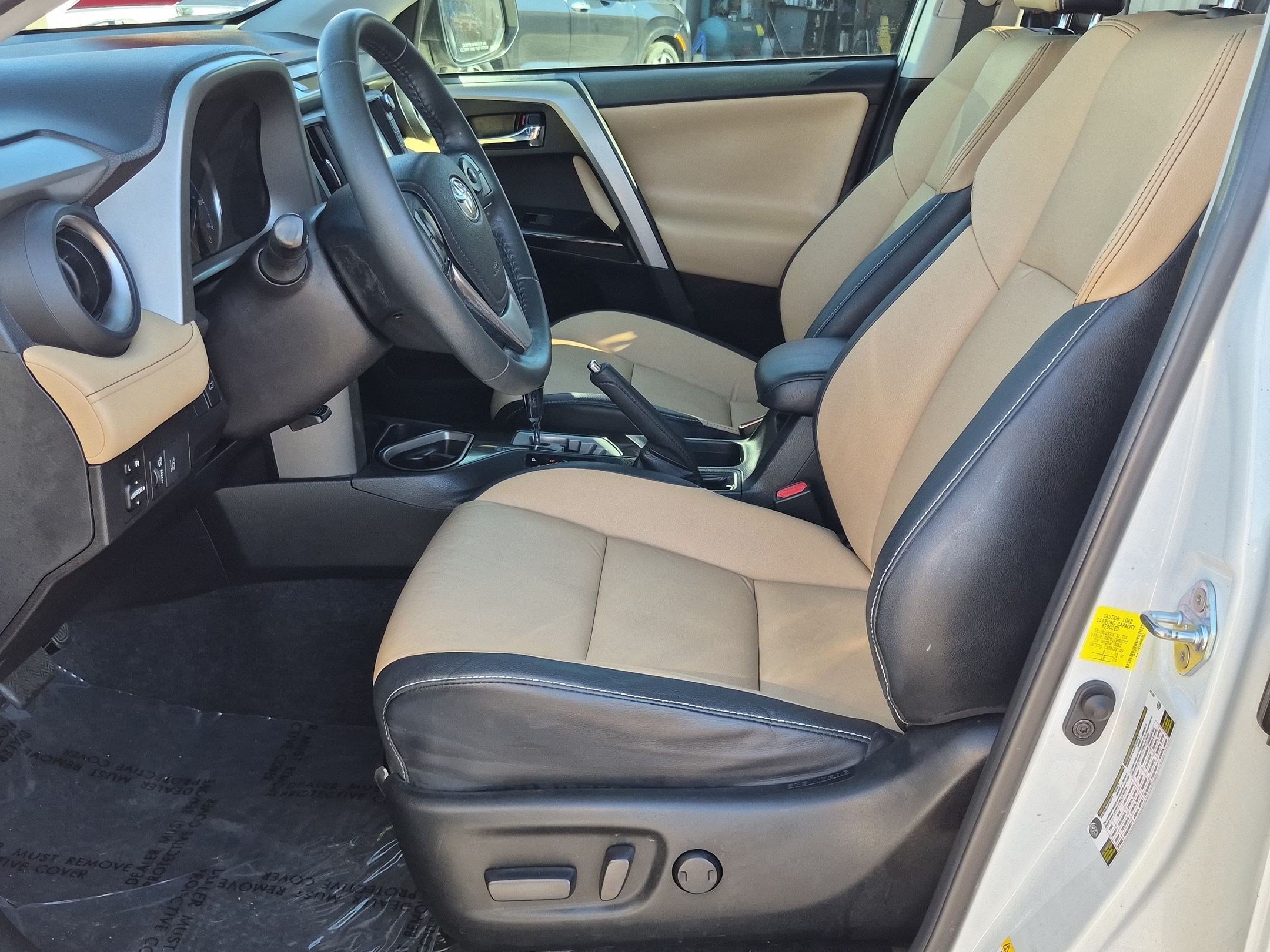 Used 2017 Toyota RAV4 Limited w/ Carpet Mat Package FWD image 21