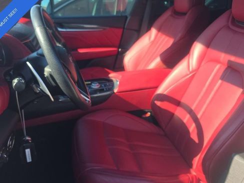 Used 2022 Maserati Levante Modena image 7