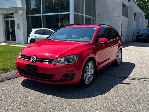 Used 2016 Volkswagen Golf Limited Edition FWD image 1
