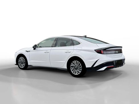 New 2026 Hyundai Sonata Limited FWD image 4
