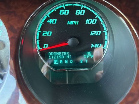 Used 2011 Buick Lucerne CXL image 17