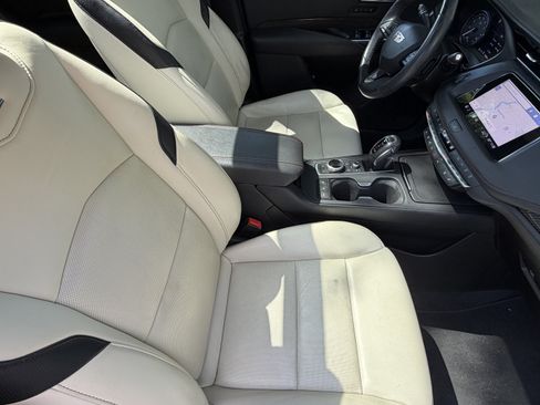 Used 2019 Cadillac XT4 Sport AWD/4WD image 43