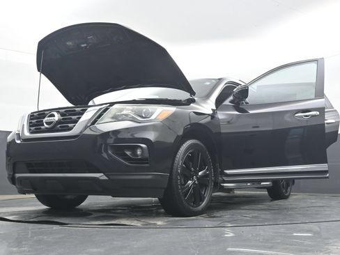 Used 2017 Nissan Pathfinder Platinum w/ Midnight Edition Package FWD image 42