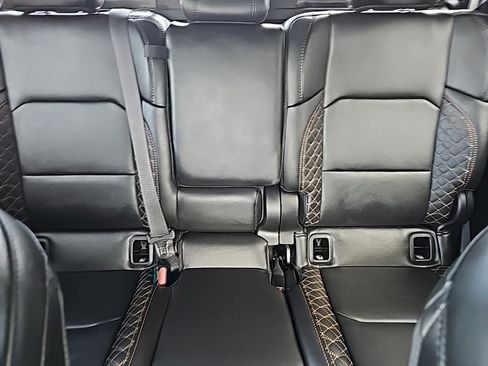 Certified 2023 Jeep Gladiator Overland image 34