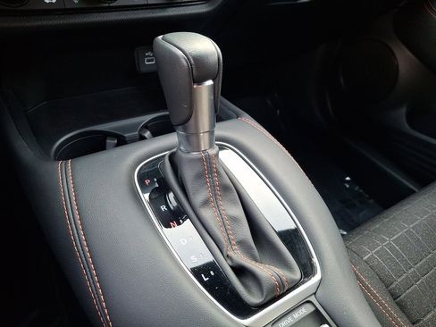 Used 2024 Honda HR-V Sport image 14