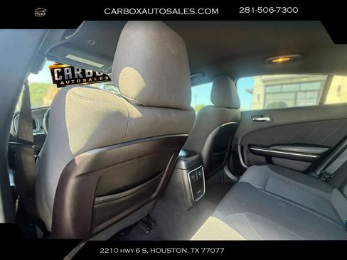 Used 2019 Dodge Charger SXT RWD image 23