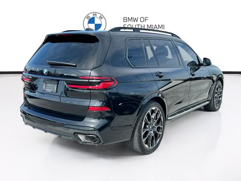 Certified 2025 BMW X7 xDrive40i w/ M Sport Package AWD/4WD image 7