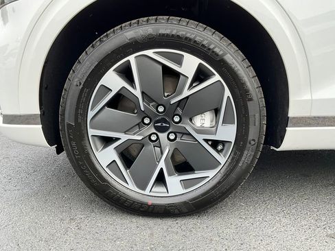 Used 2026 Genesis Electrified GV70 image 47