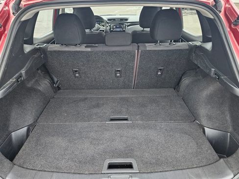 Used 2020 Nissan Rogue Sport SV w/ All-Weather Package image 10