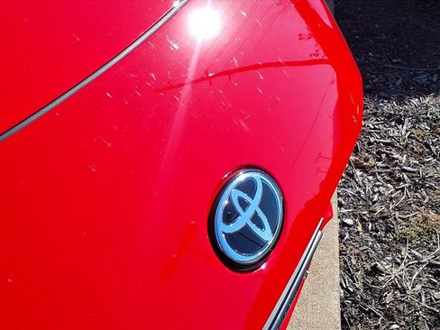 Used 2024 Toyota GR86 Premium image 26