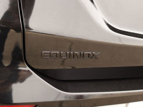 Used 2022 Chevrolet Equinox RS AWD/4WD image 33