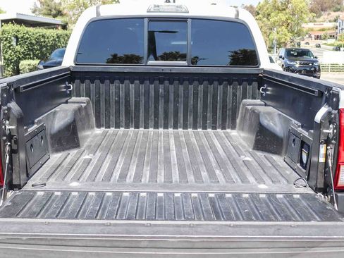 Used 2016 Toyota Tacoma TRD Off-Road w/ Towing Package RWD image 27