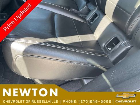 Used 2020 Jeep Gladiator Overland AWD/4WD image 34