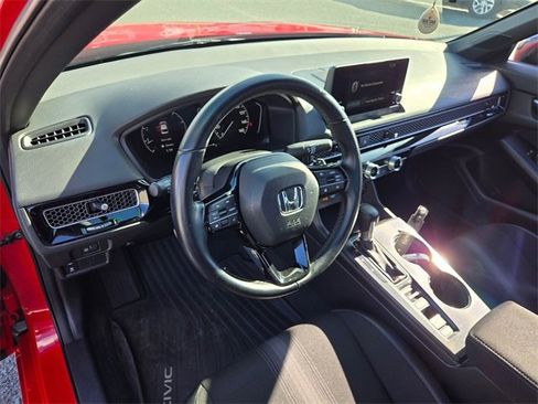Used 2022 Honda Civic Sport image 9