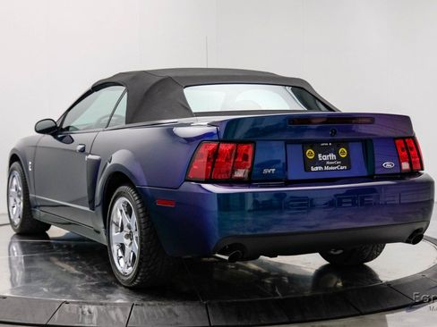 Used 2004 Ford Mustang Cobra image 13