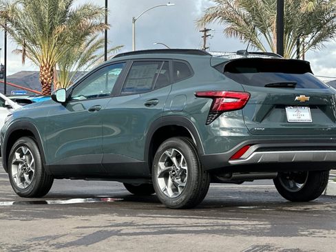 New 2026 Chevrolet Trax LT image 6