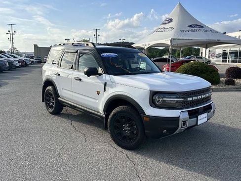Certified 2025 Ford Bronco Sport Badlands AWD/4WD image 2
