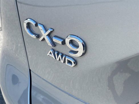 Used 2023 MAZDA CX-9 Touring Plus image 11