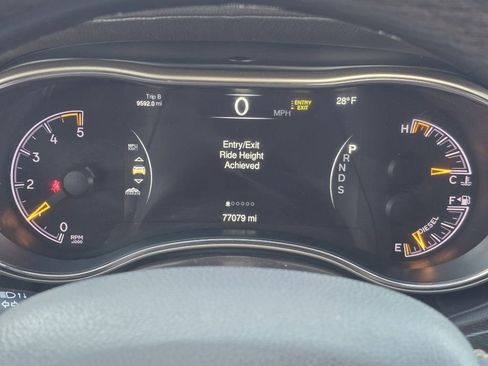 Used 2014 Jeep Grand Cherokee Summit image 14