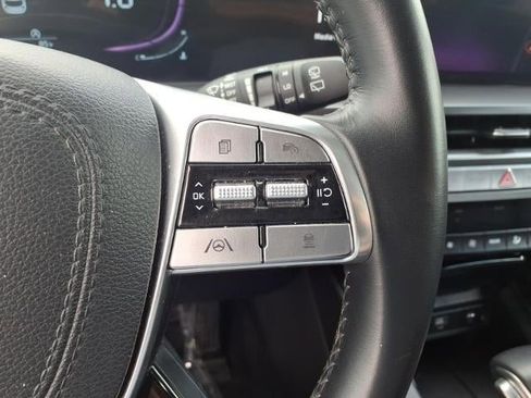 Used 2025 Kia Telluride S image 9