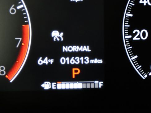 Used 2024 Honda CR-V EX-L image 17