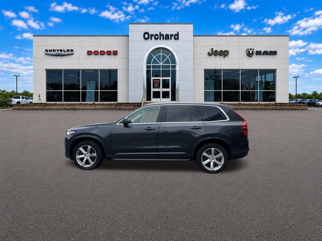 Used 2022 Volvo XC90 T5 Momentum AWD/4WD image 7