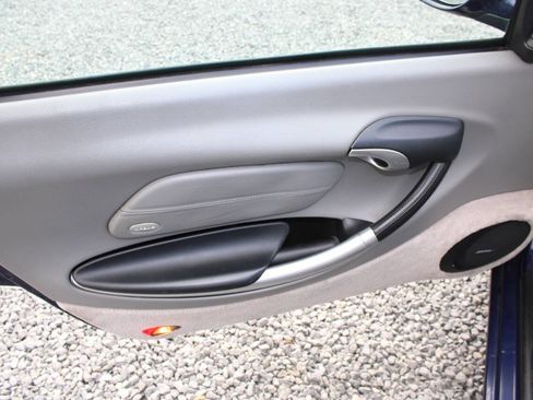 Used 2002 Porsche Boxster S image 25