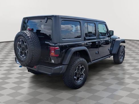 Used 2023 Jeep Wrangler Unlimited Rubicon 4xe w/ Cold Weather Group AWD/4WD image 5