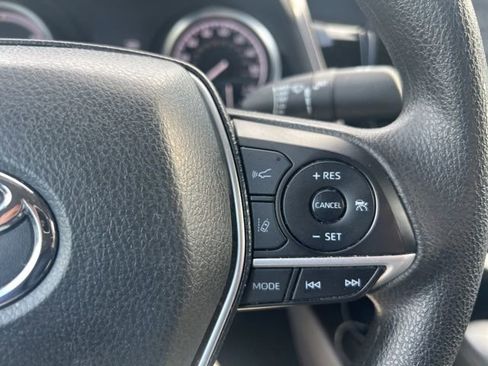 Used 2024 Toyota Camry LE image 7