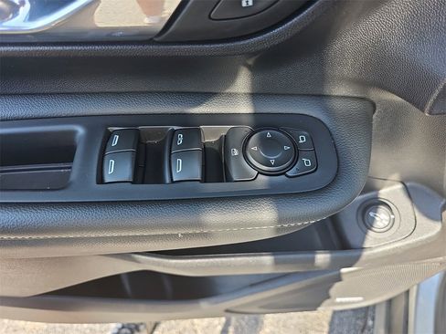 Used 2024 GMC Terrain Denali w/ Denali Premium Package image 36