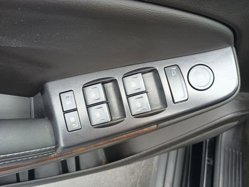 Used 2017 Chevrolet Tahoe LS w/ All-Season Package image 11