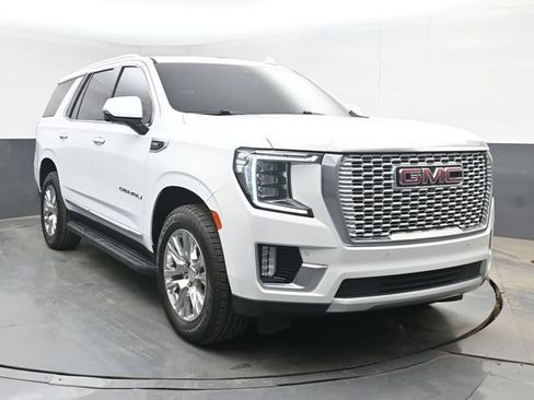 Used 2021 GMC Yukon Denali AWD/4WD image 2