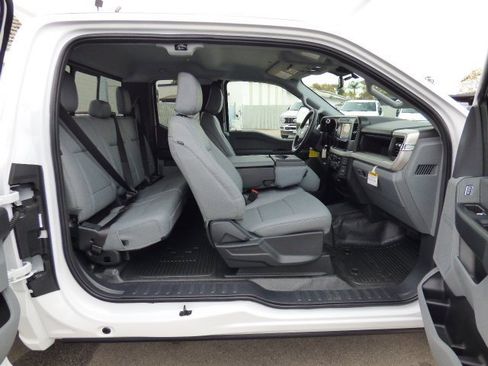 New 2026 Ford F350 XL w/ XL Chrome Package image 6