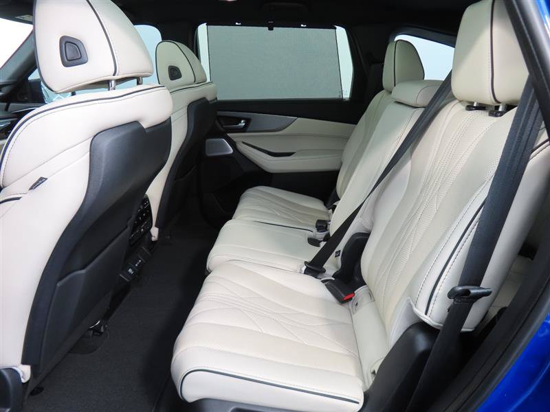 Used 2025 Acura MDX A-Spec w/ Advance Package AWD/4WD image 32