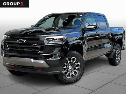 Used 2024 Chevrolet Colorado Z71 w/ Z71 Convenience Package 2